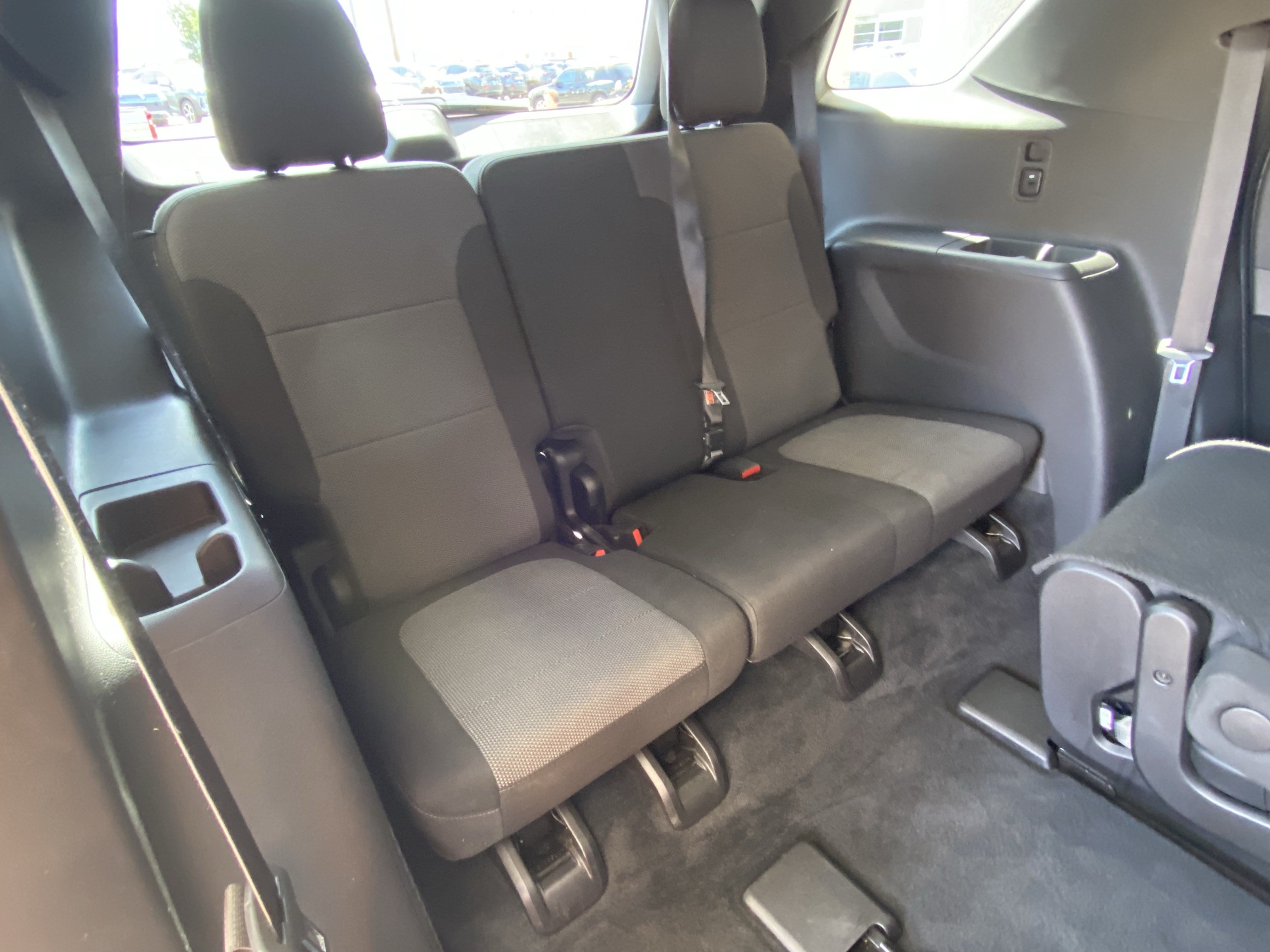Used 2022 Chevrolet Traverse LT FWD image 43