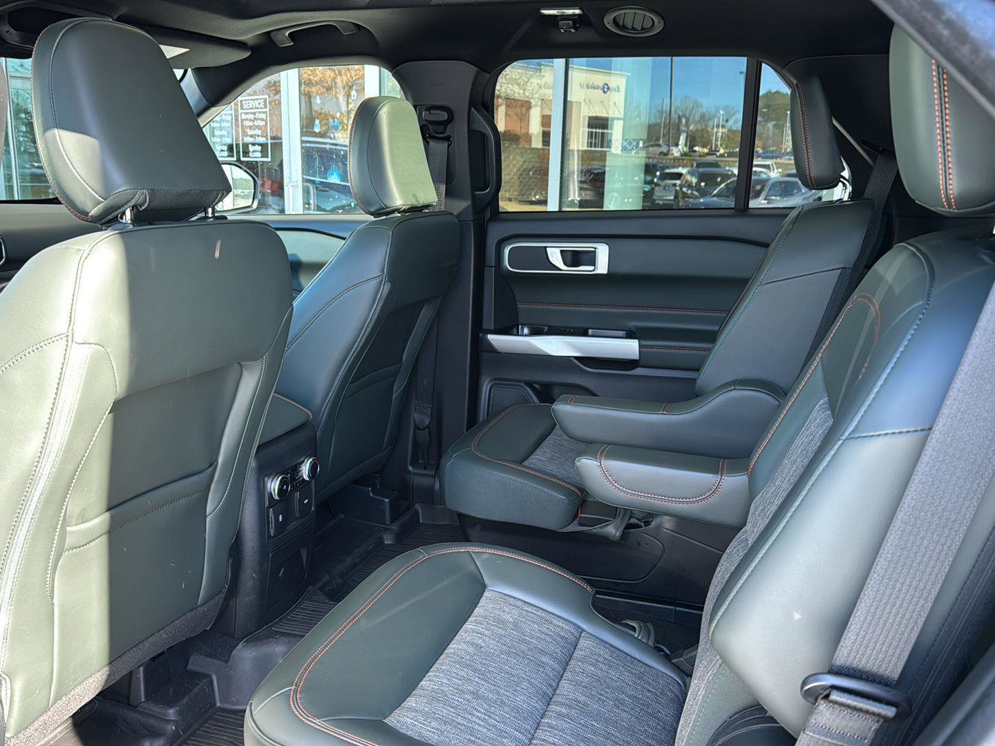 Used 2023 Ford Explorer Timberline image 9