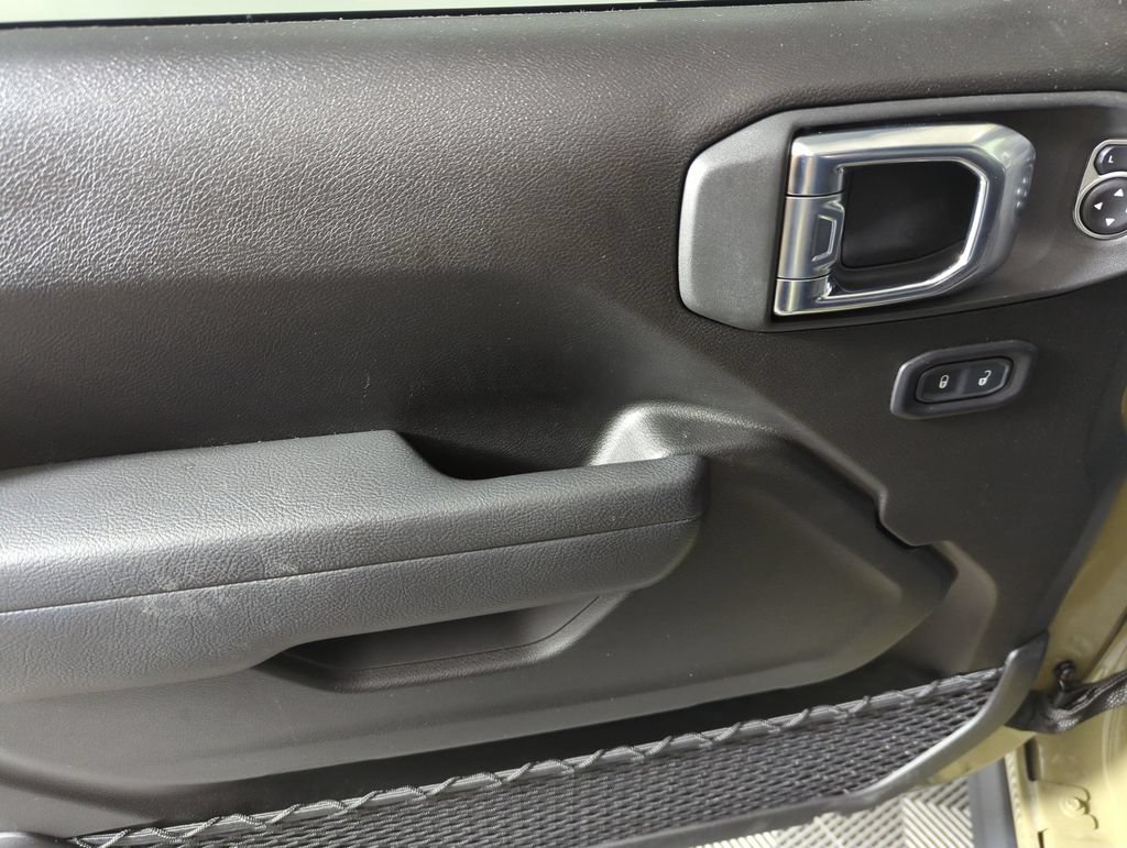 Used 2026 Jeep Wrangler Unlimited Sport AWD/4WD image 9