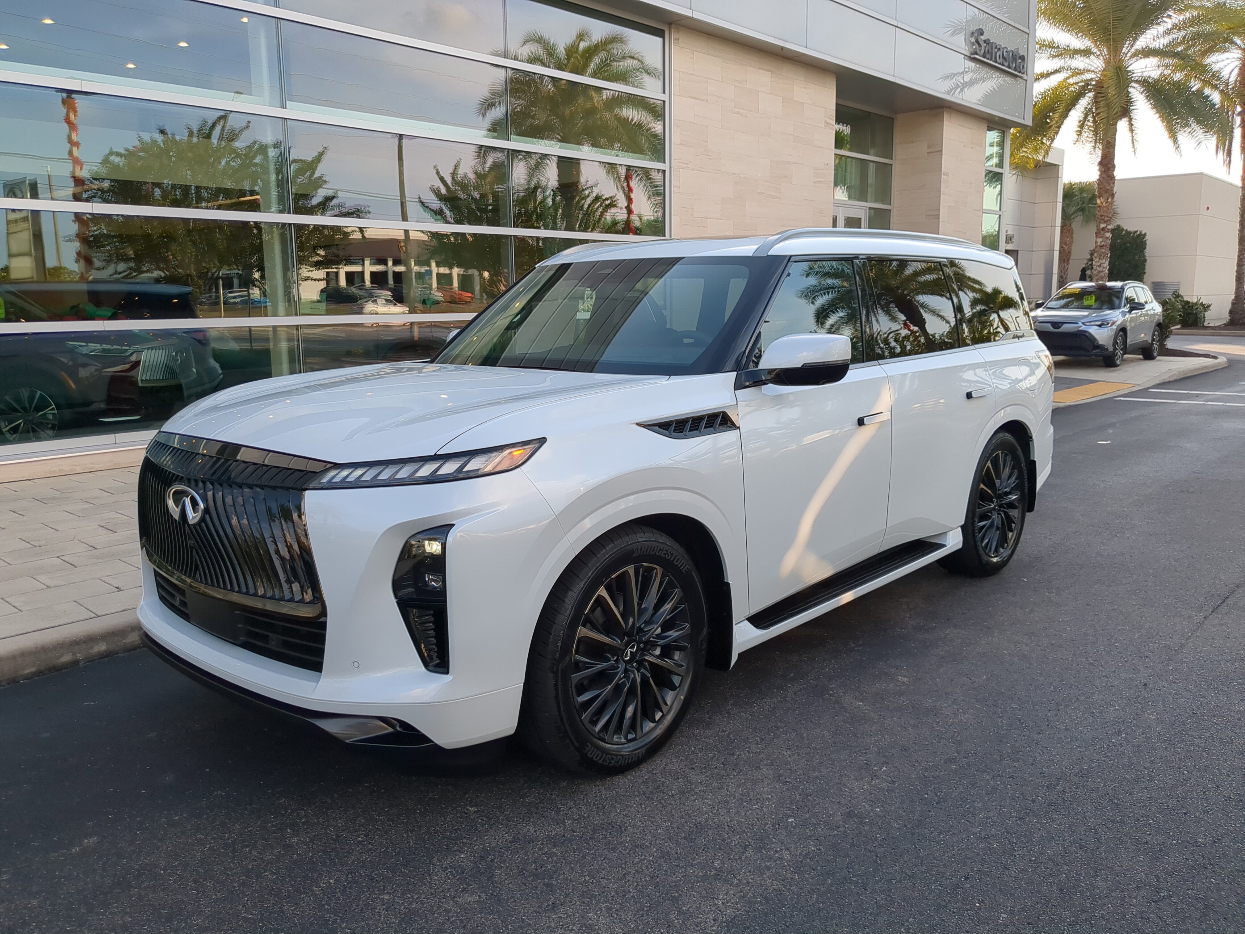 New 2026 INFINITI QX80 Autograph image 8