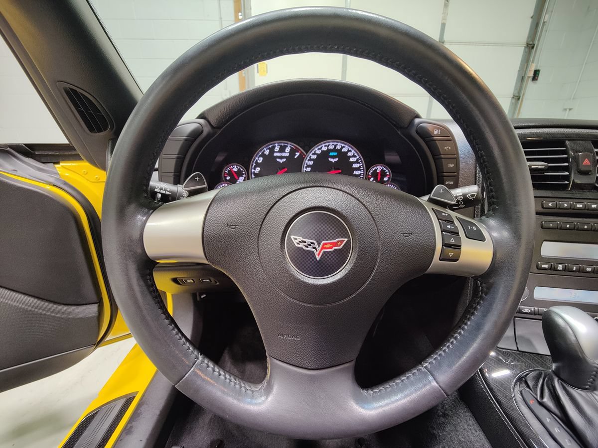 Used 2011 Chevrolet Corvette Grand Sport RWD image 27