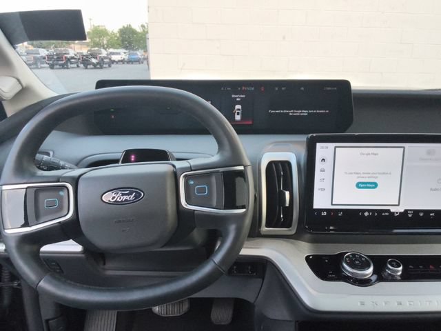 Used 2025 Ford Expedition Active RWD image 36