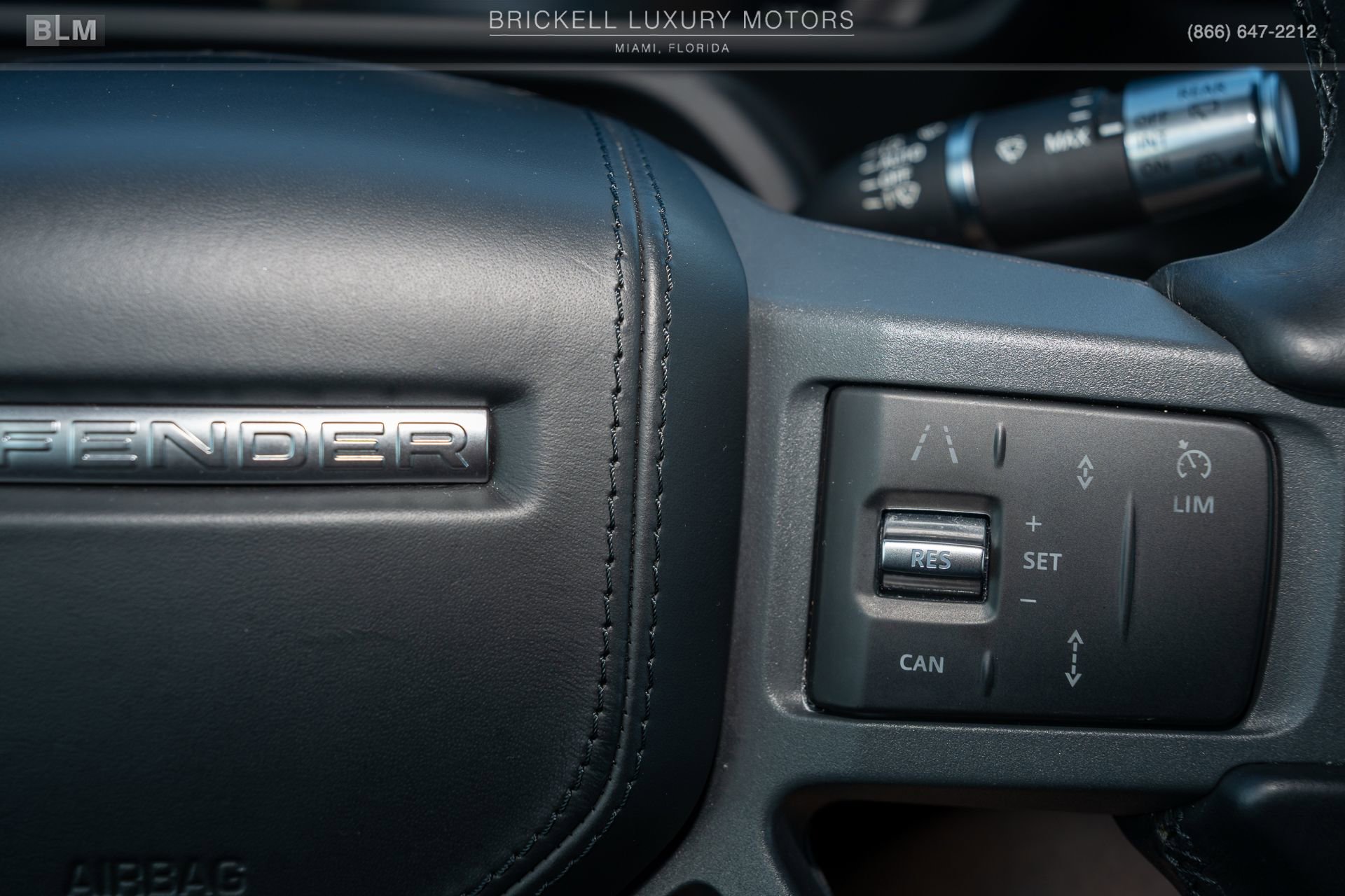 Used 2022 Land Rover Defender 90 X-Dynamic HSE image 28