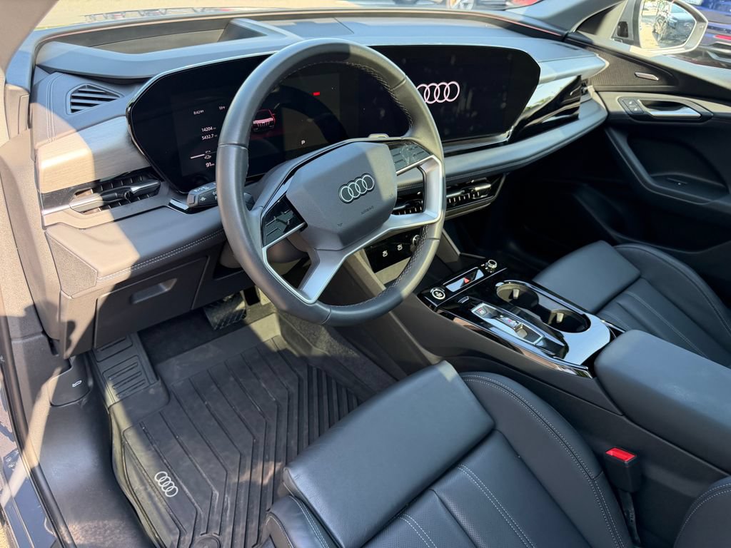 Used 2025 Audi Q6 e-tron Premium Plus w/ Premium Plus AWD/4WD image 17
