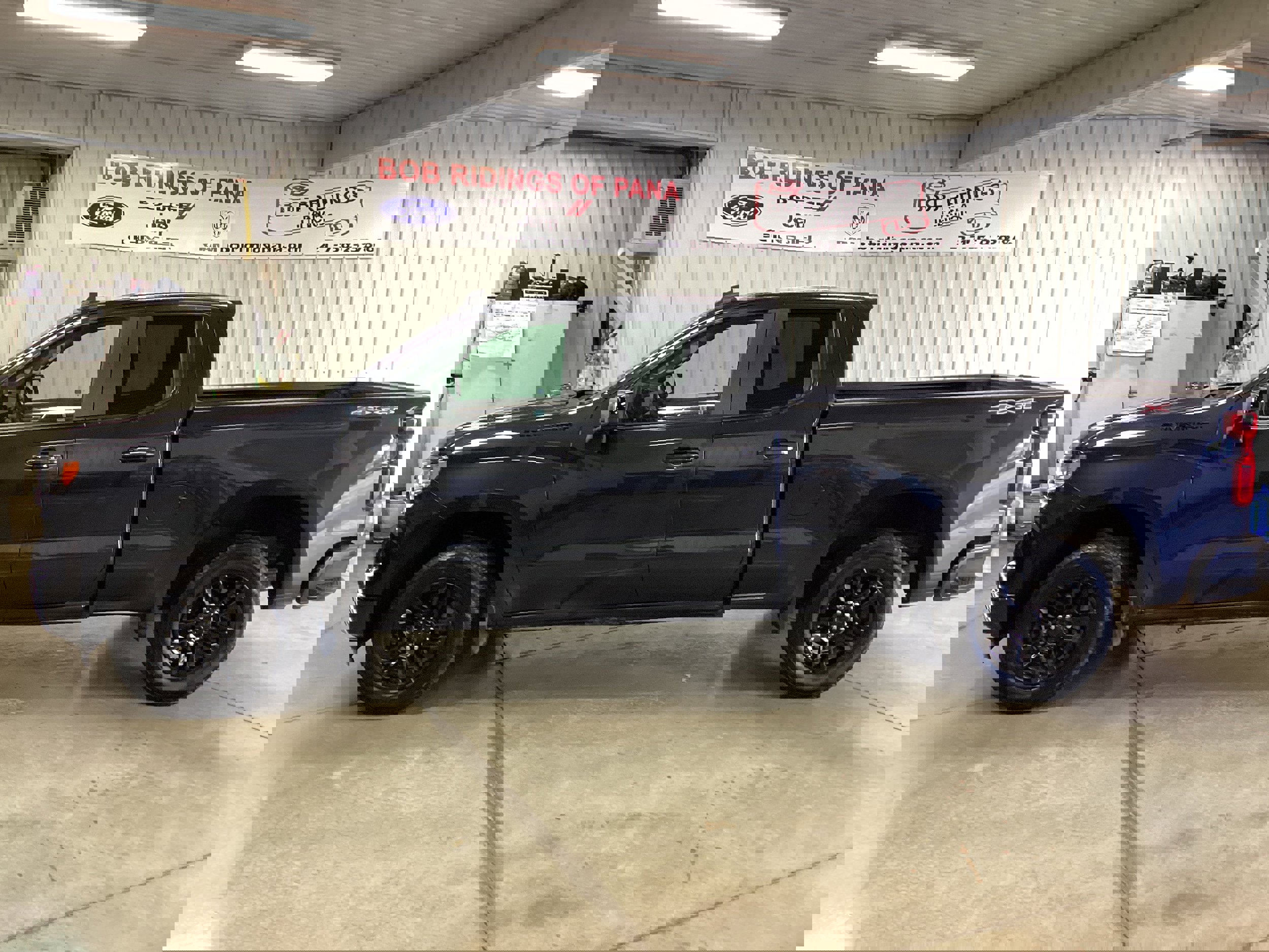 Used 2023 Chevrolet Silverado 1500 RST w/ Protection Package image 2