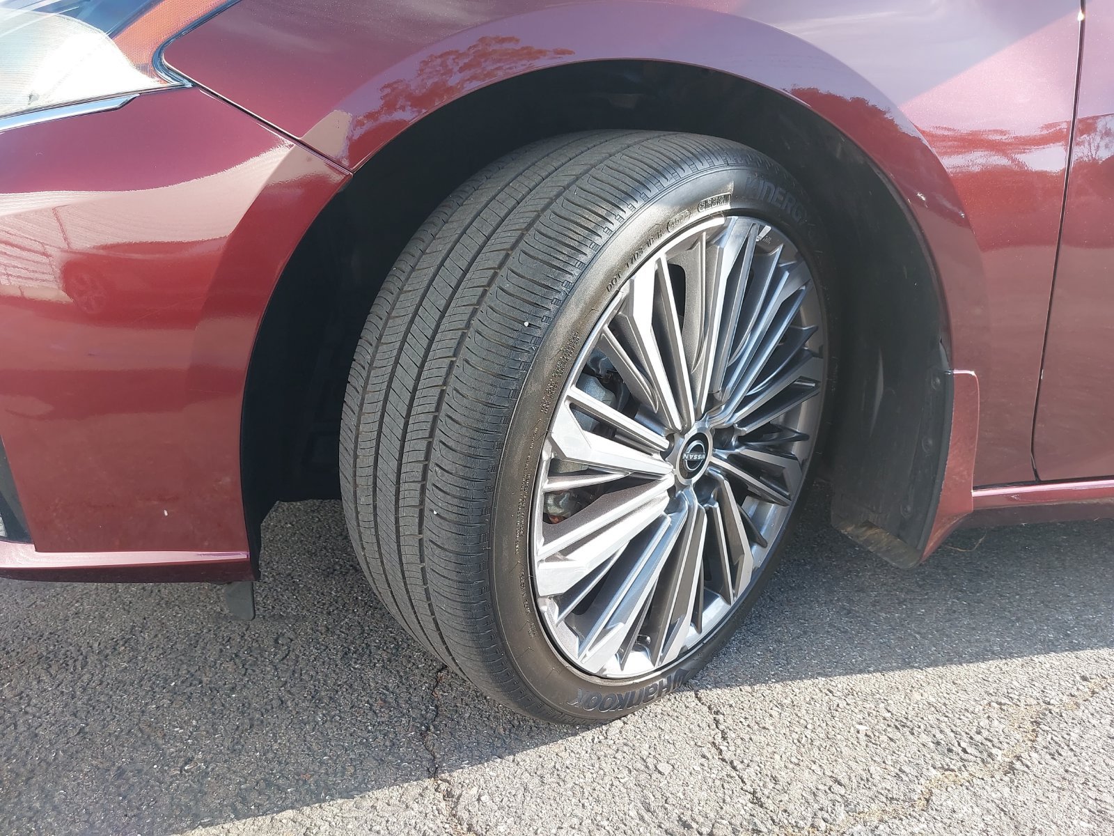 Used 2024 Nissan Altima 2.5 SL FWD image 36