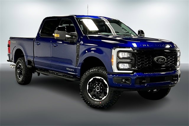 New 2026 Ford F250 Lariat w/ Tremor Off-Road Package