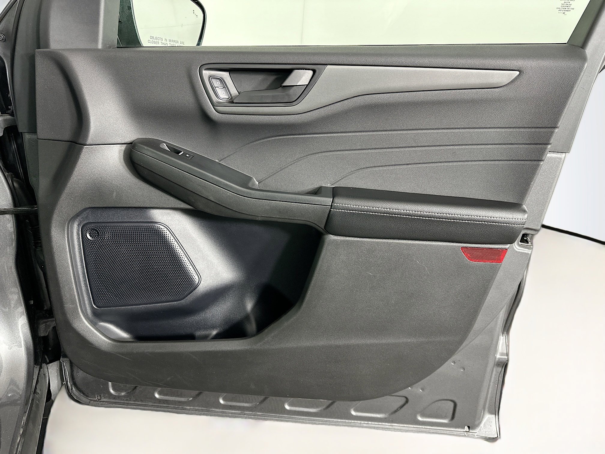 Used 2024 Ford Escape Active image 31