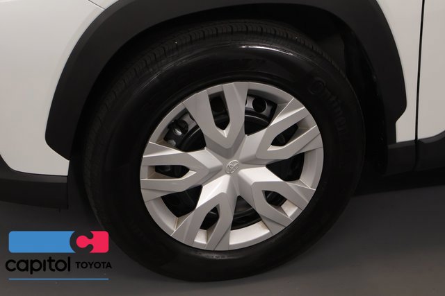 Certified 2025 Toyota Corolla Cross L AWD/4WD image 8