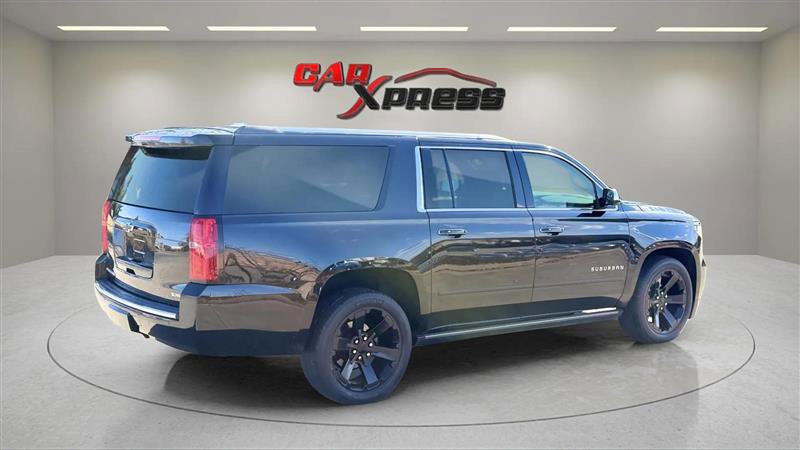 Used 2017 Chevrolet Suburban Premier image 7