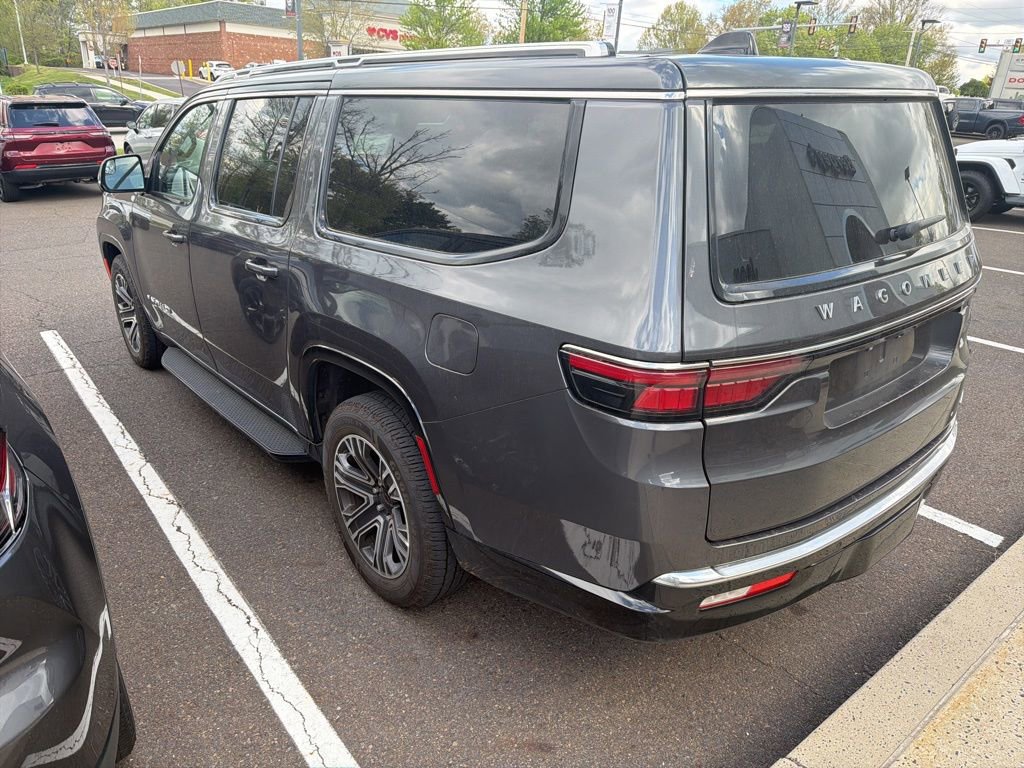 Used 2024 Jeep Wagoneer L Series II w/ Flexible Seating Group image 3
