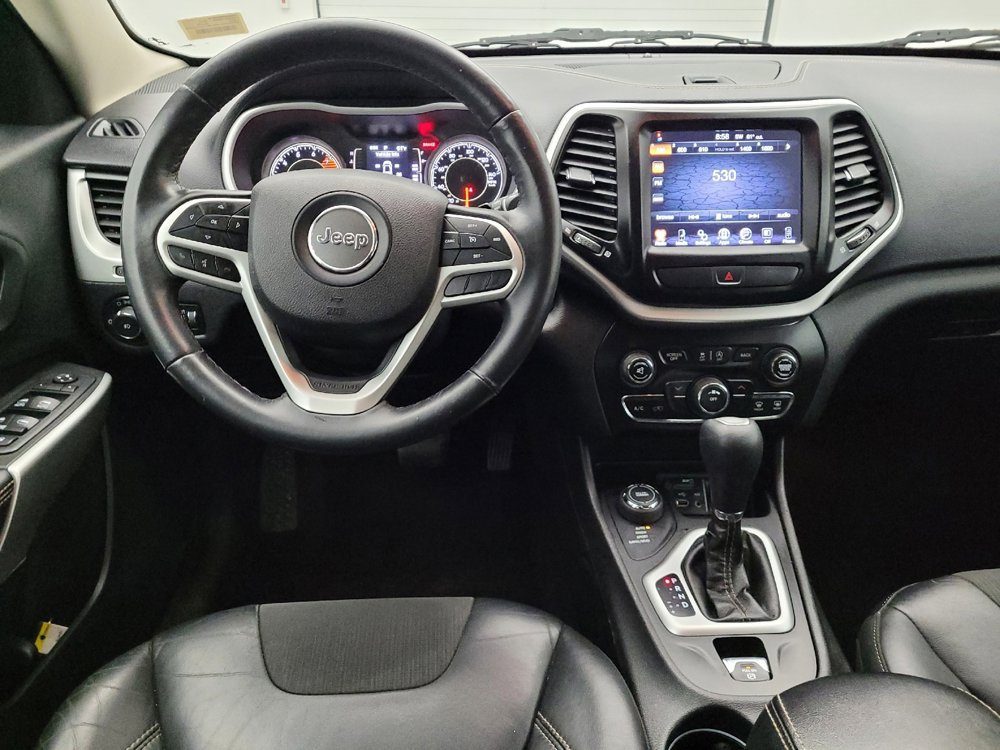 Used 2018 Jeep Cherokee Latitude Plus image 22