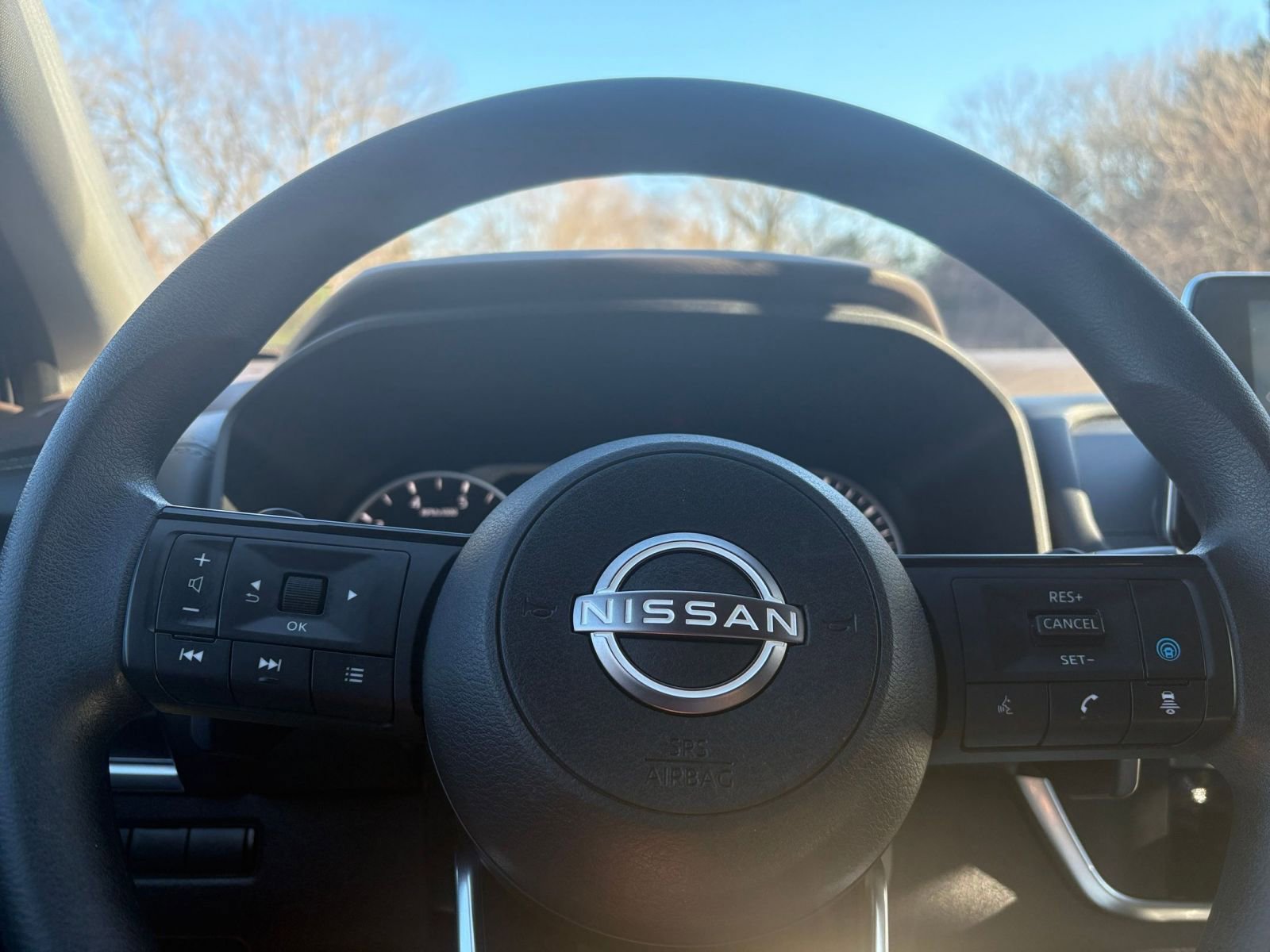 Used 2023 Nissan Rogue SV image 23
