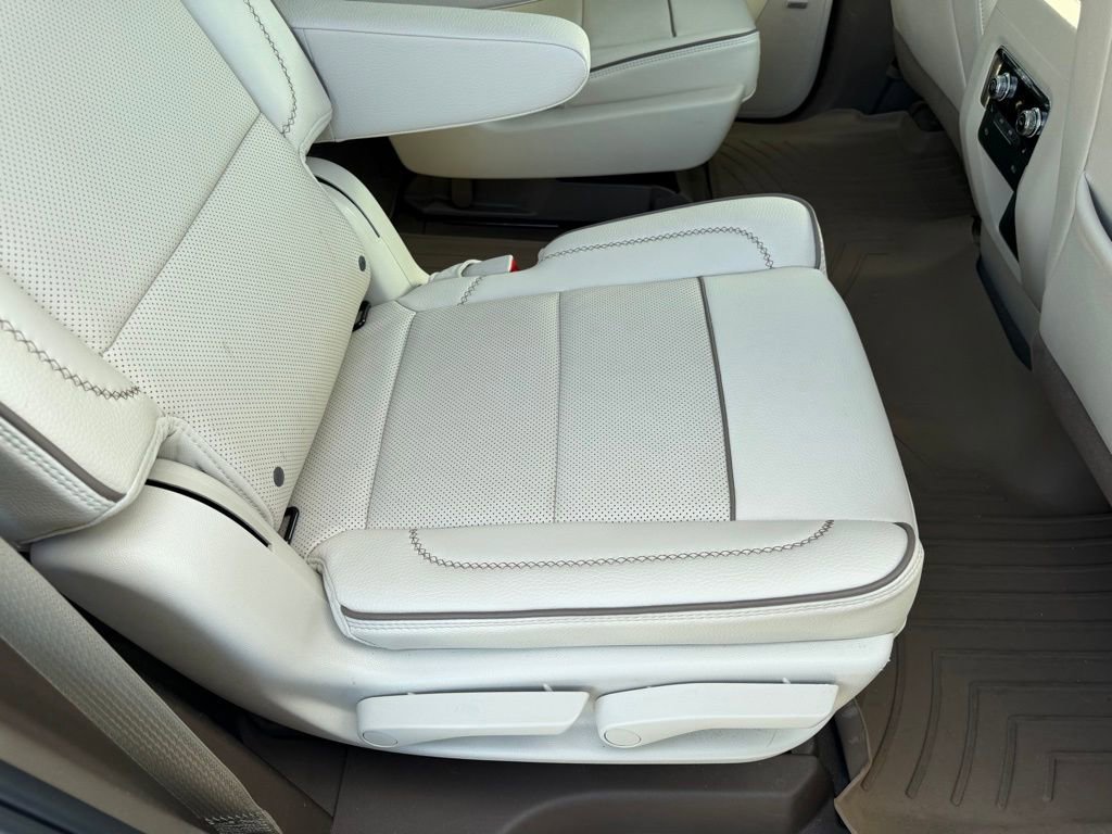 Used 2023 GMC Yukon Denali image 20