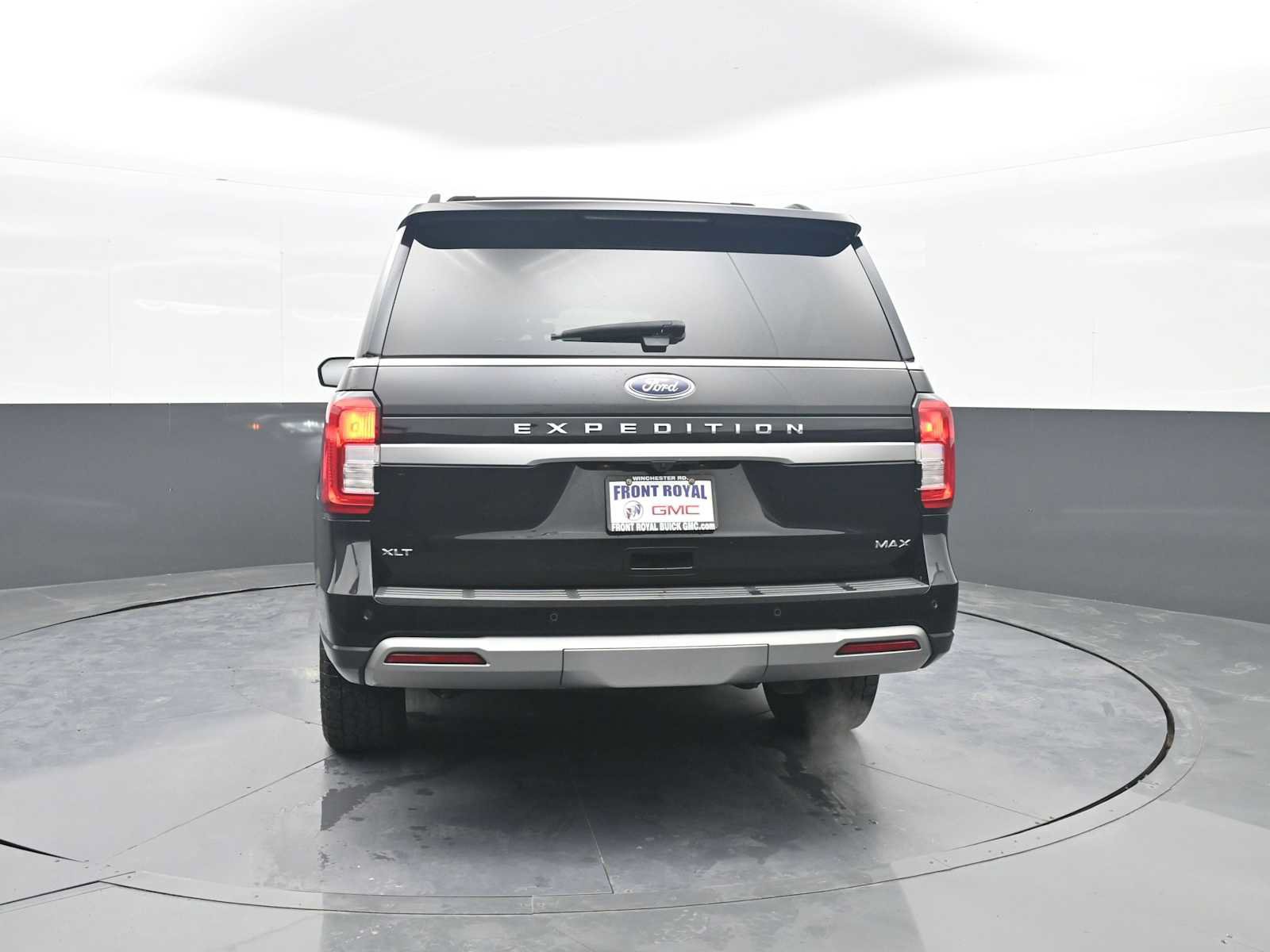 Used 2023 Ford Expedition Max XLT AWD/4WD image 6