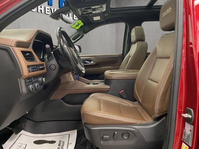 Used 2022 Chevrolet Suburban High Country AWD/4WD image 15