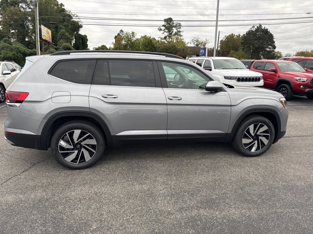 New 2026 Volkswagen Atlas SE image 1