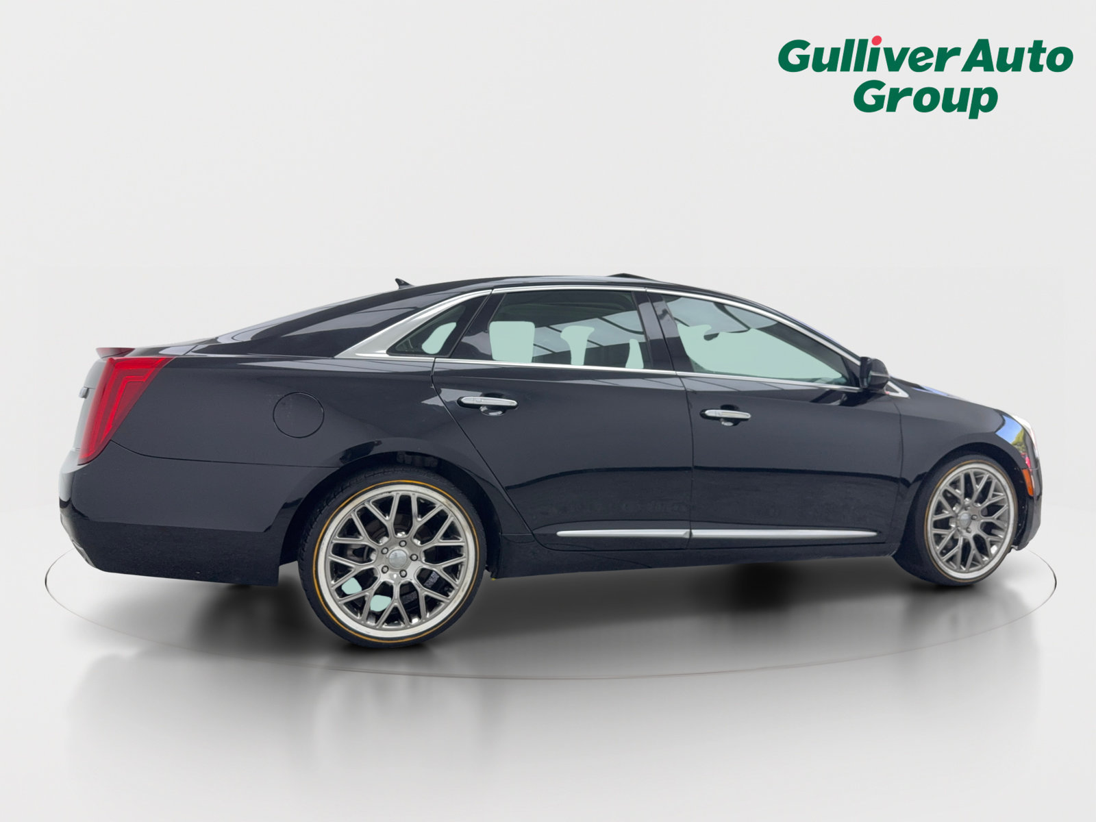Used 2013 Cadillac XTS Premium FWD image 9