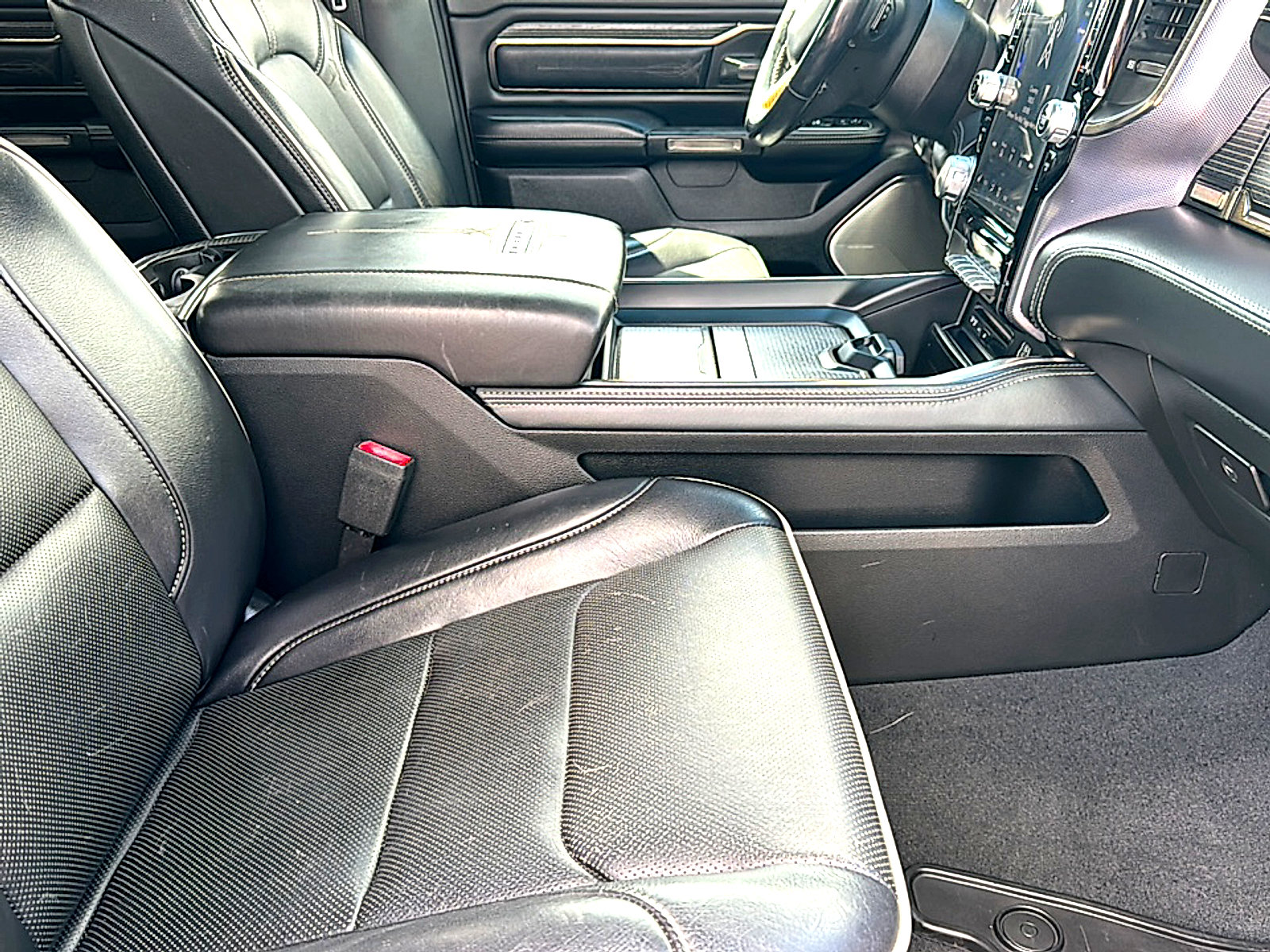 Used 2019 RAM 1500 Limited RWD image 26