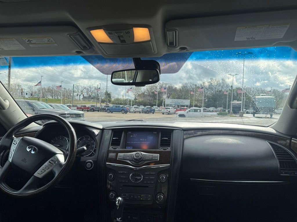 Used 2016 INFINITI QX80 4WD w/ Driver's Assistance Package image 10