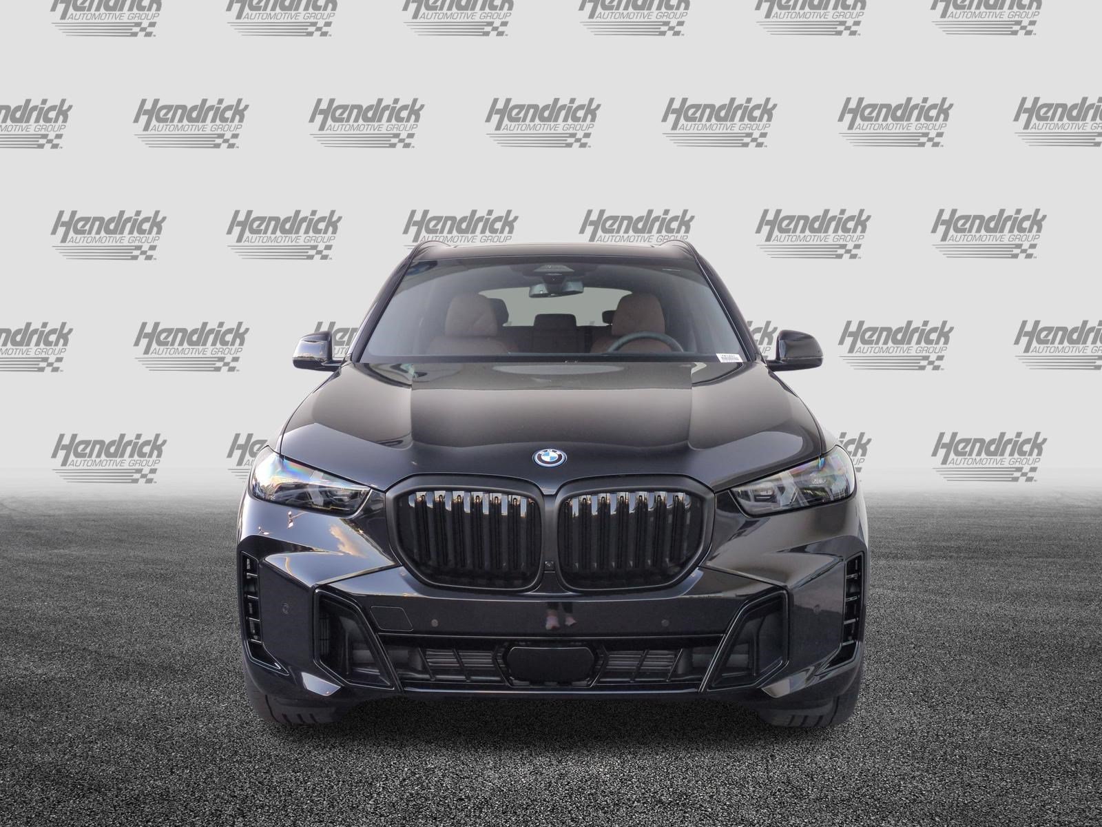 New 2026 BMW X5 xDrive50e w/ M Sport Package AWD/4WD image 3