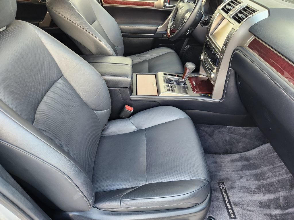 Used 2019 Lexus GX 460 Premium AWD/4WD image 14