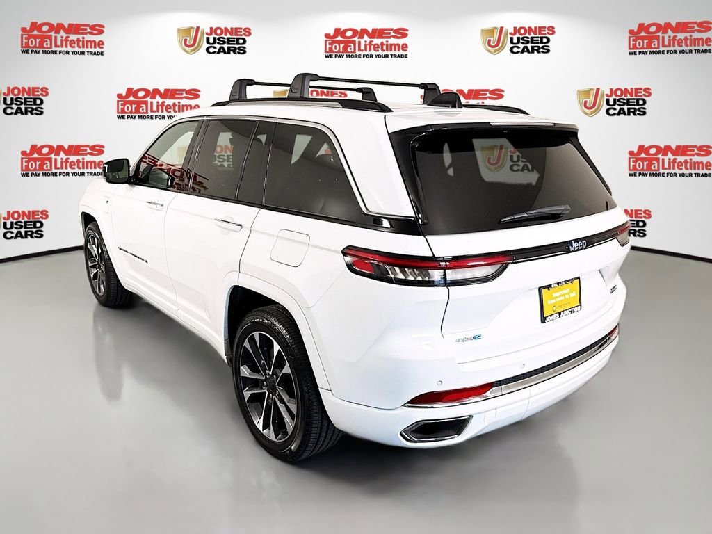 Used 2022 Jeep Grand Cherokee Overland image 2