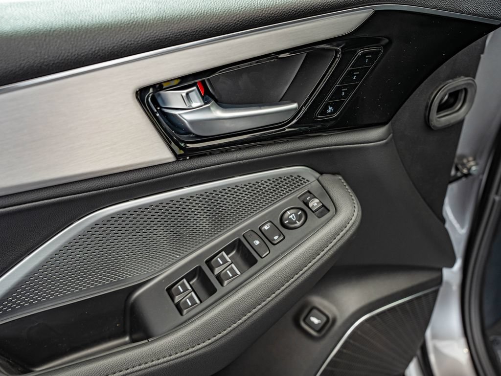 New 2026 Acura MDX SH-AWD image 18