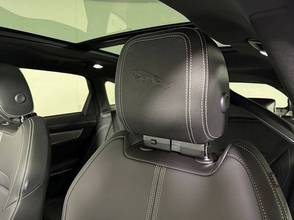 New 2026 Jaguar F-PACE R-Dynamic S AWD/4WD image 29