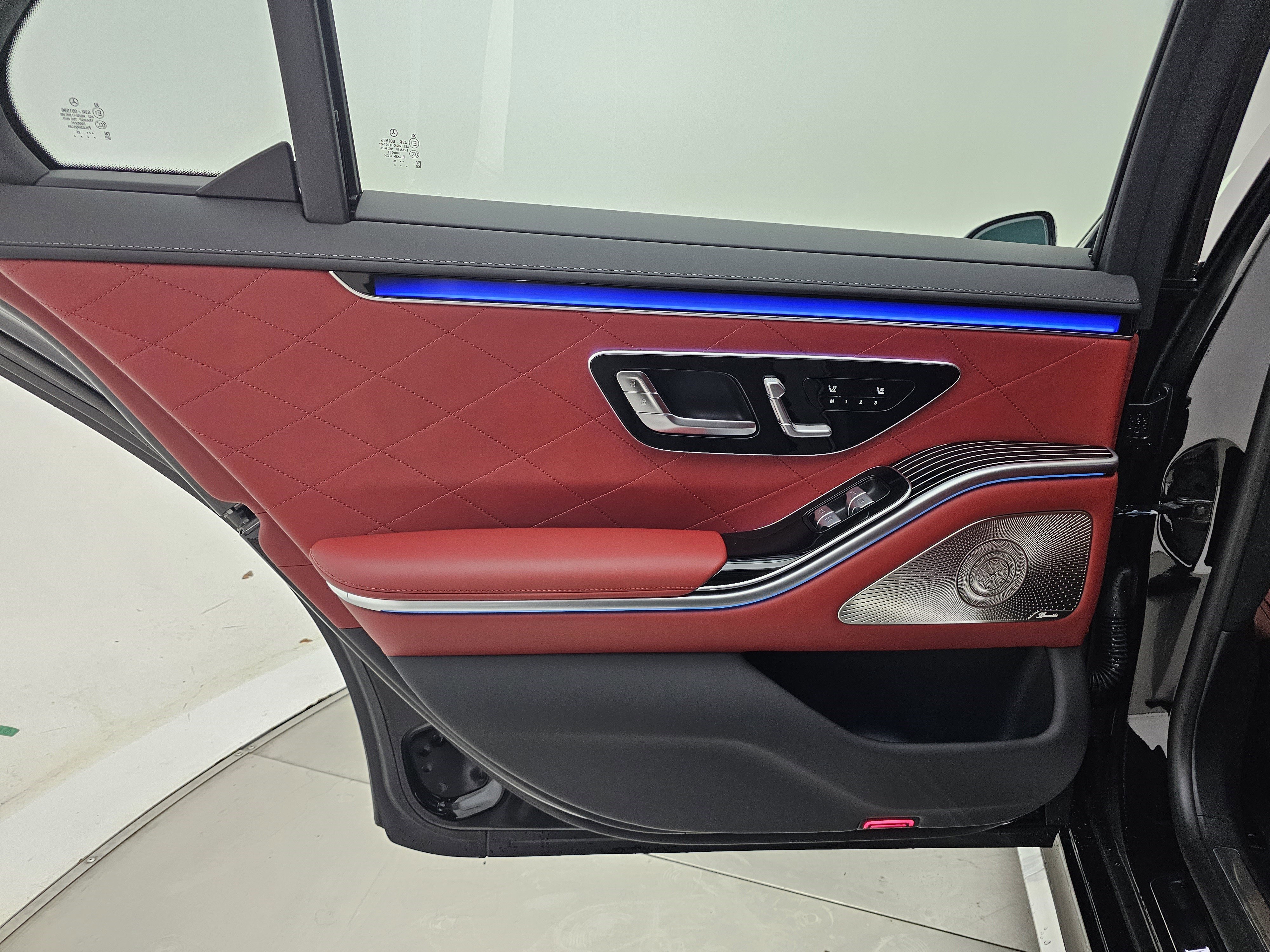 New 2026 Mercedes-Benz S 580 4MATIC Sedan image 21