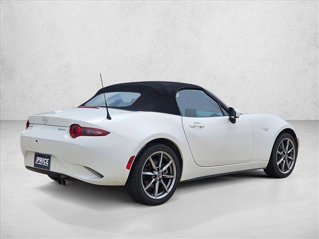 Used 2022 MAZDA MX-5 Miata Grand Touring w/ Weather Package RWD image 5