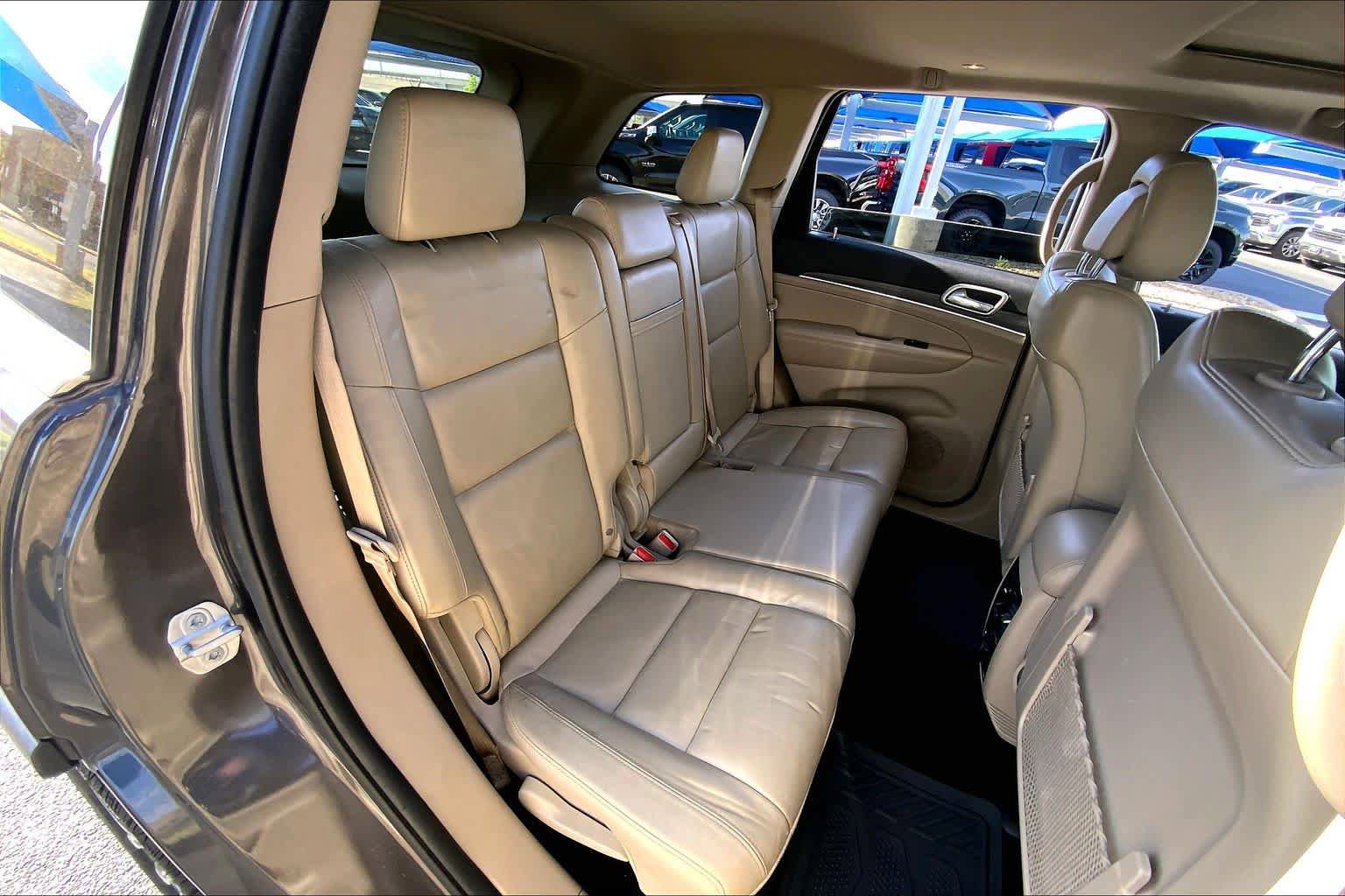 Used 2020 Jeep Grand Cherokee Limited w/ Premium Lighting Group RWD image 20