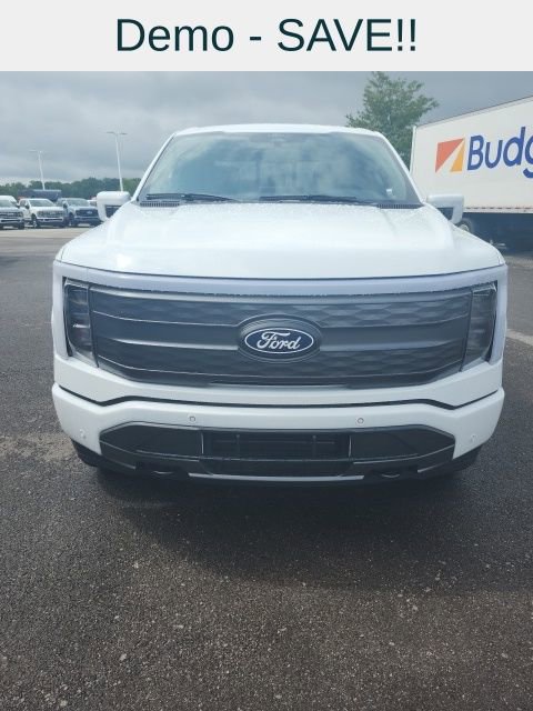 New 2025 Ford F150 Lightning Lariat image 2