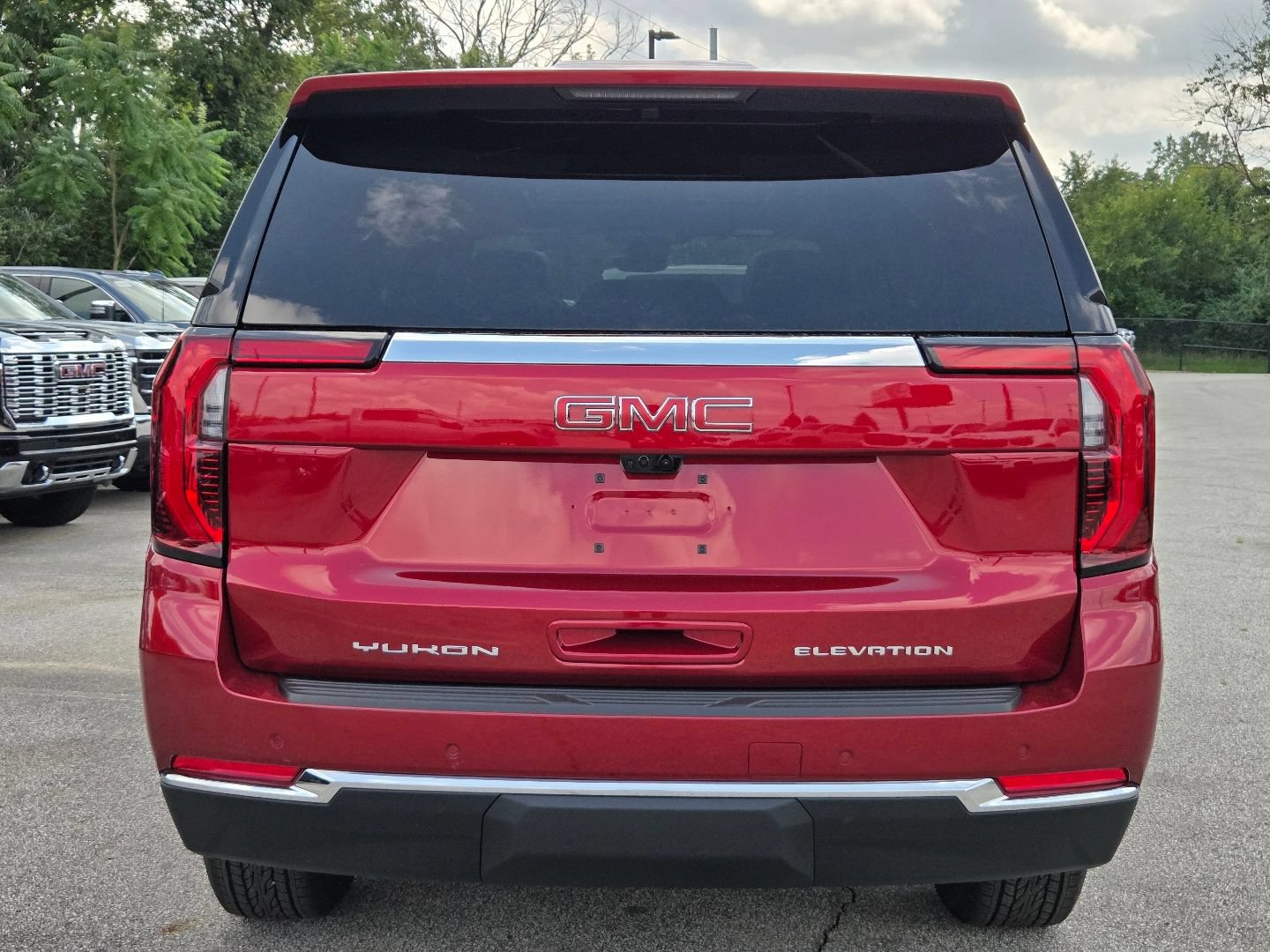 New 2026 GMC Yukon XL Elevation w/ Technology Package AWD/4WD image 18