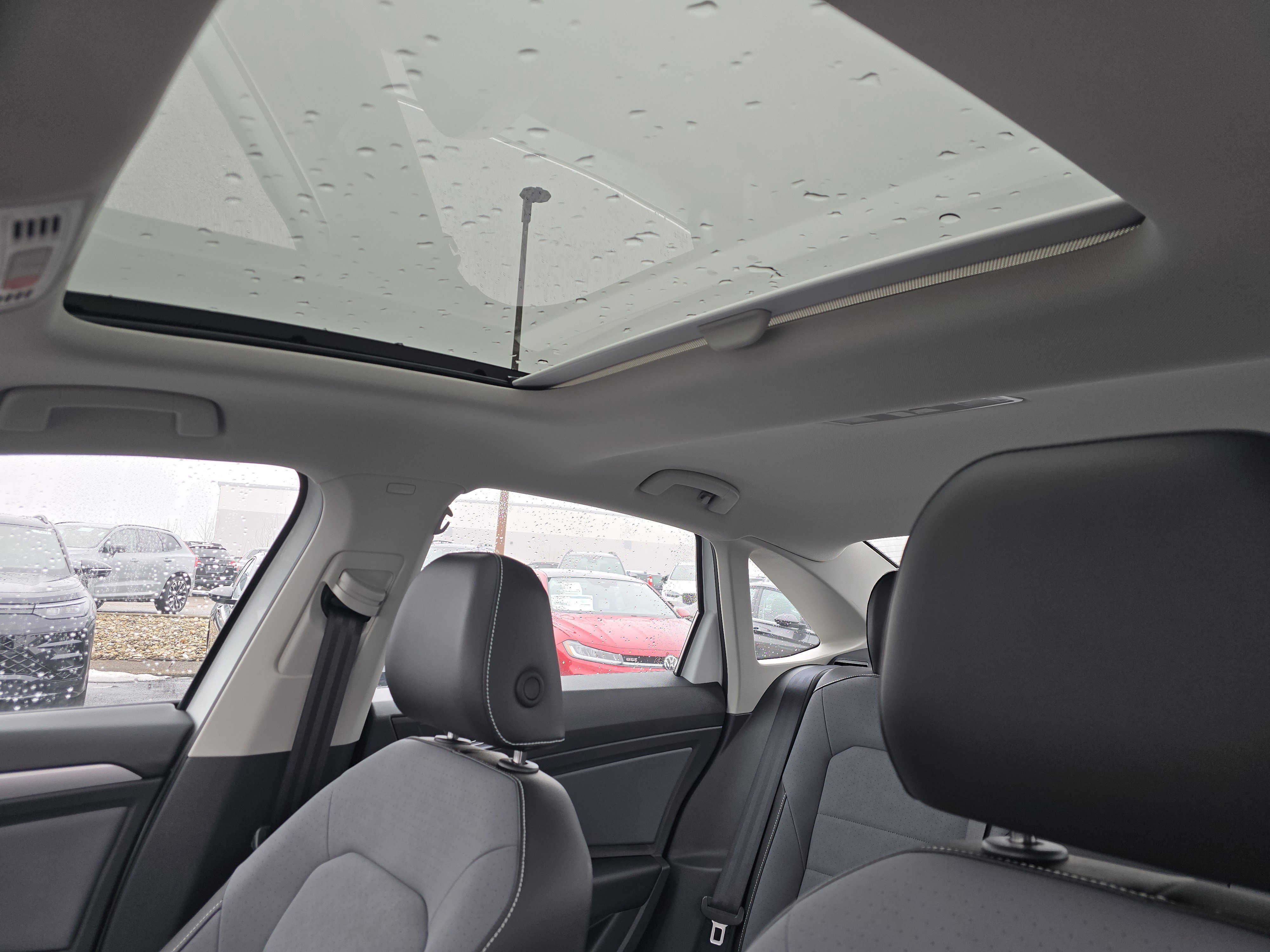 New 2026 Volkswagen Jetta SE image 9