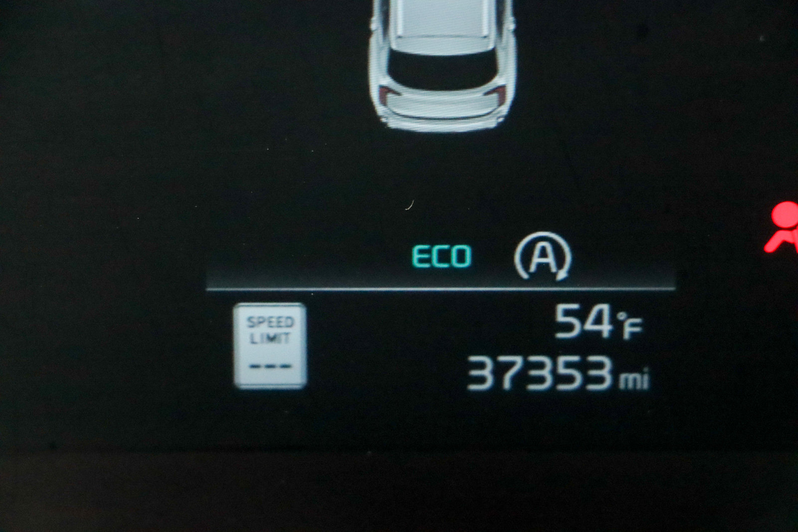 Used 2024 Kia Telluride EX w/ EX Captain's Chair Package image 16