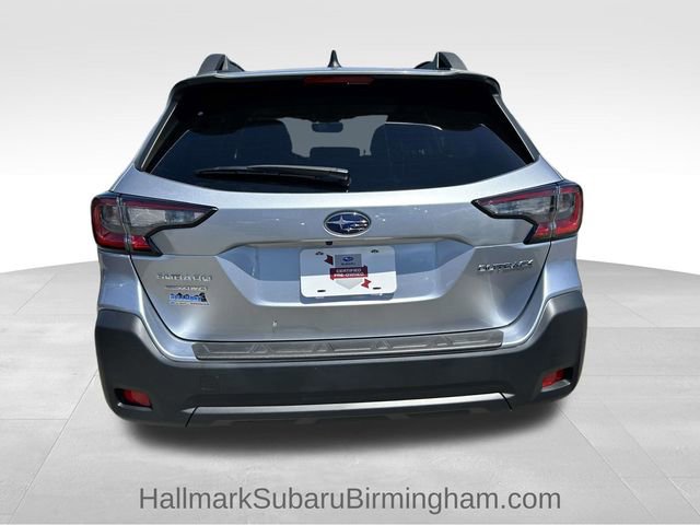 Used 2025 Subaru Outback Premium w/ Popular Package #1A image 3