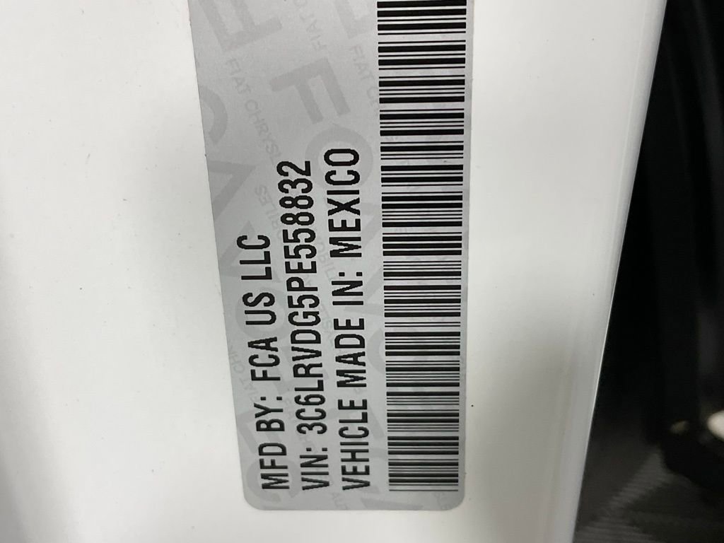 Used 2023 RAM ProMaster 2500 image 23