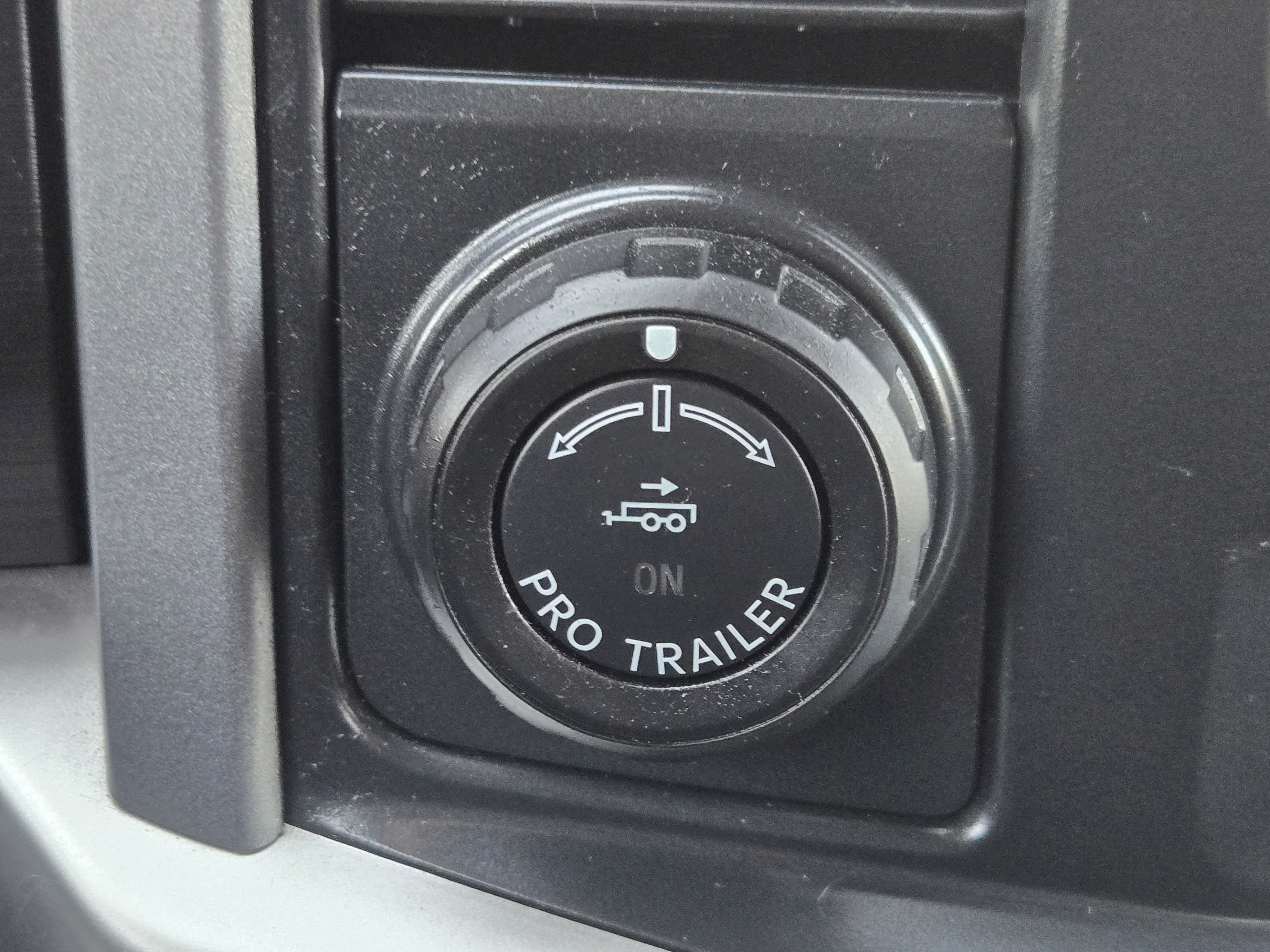 Used 2022 Ford F150 XLT w/ Equipment Group 301A Mid AWD/4WD image 18