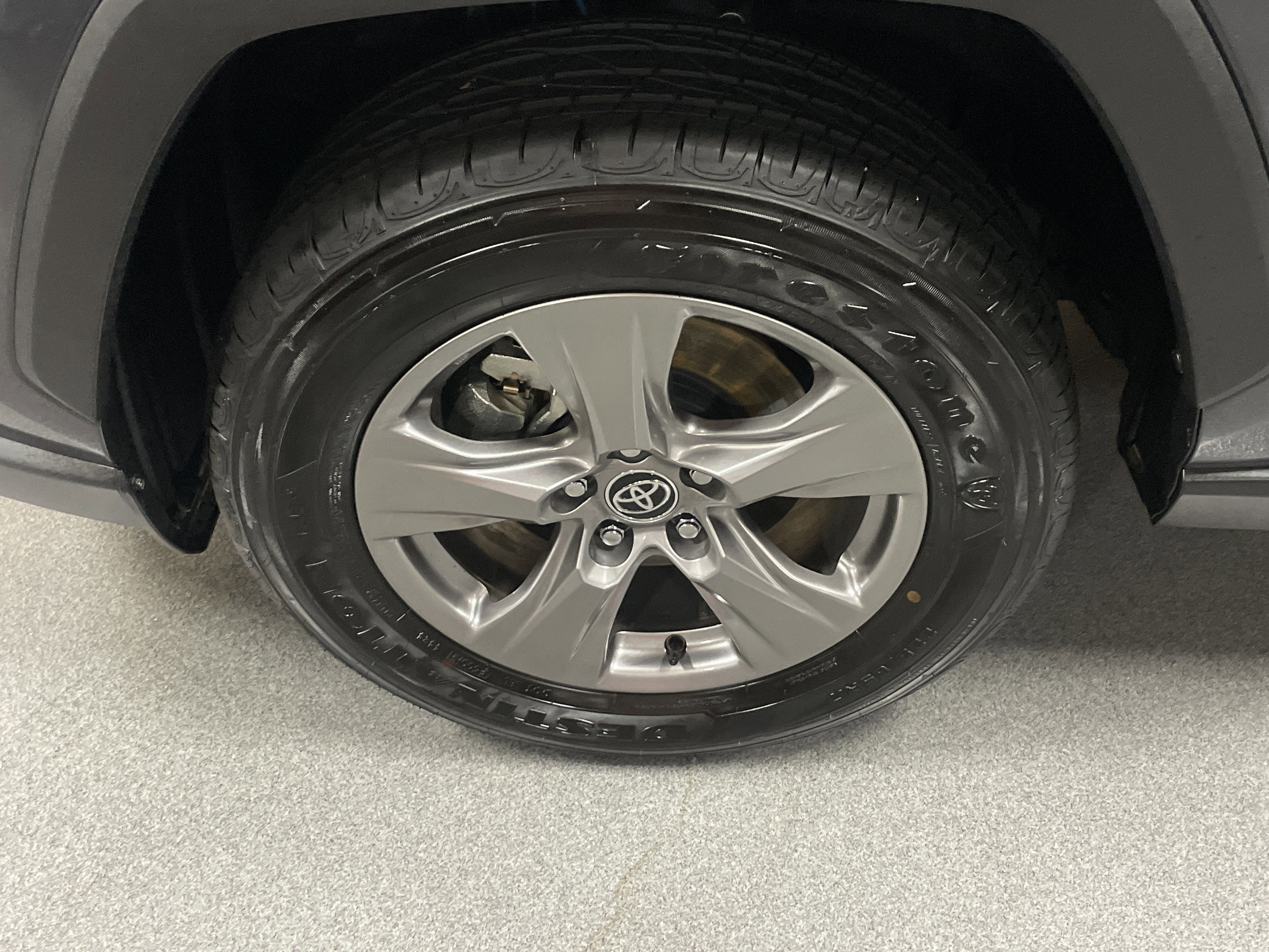 Used 2025 Toyota RAV4 XLE image 13