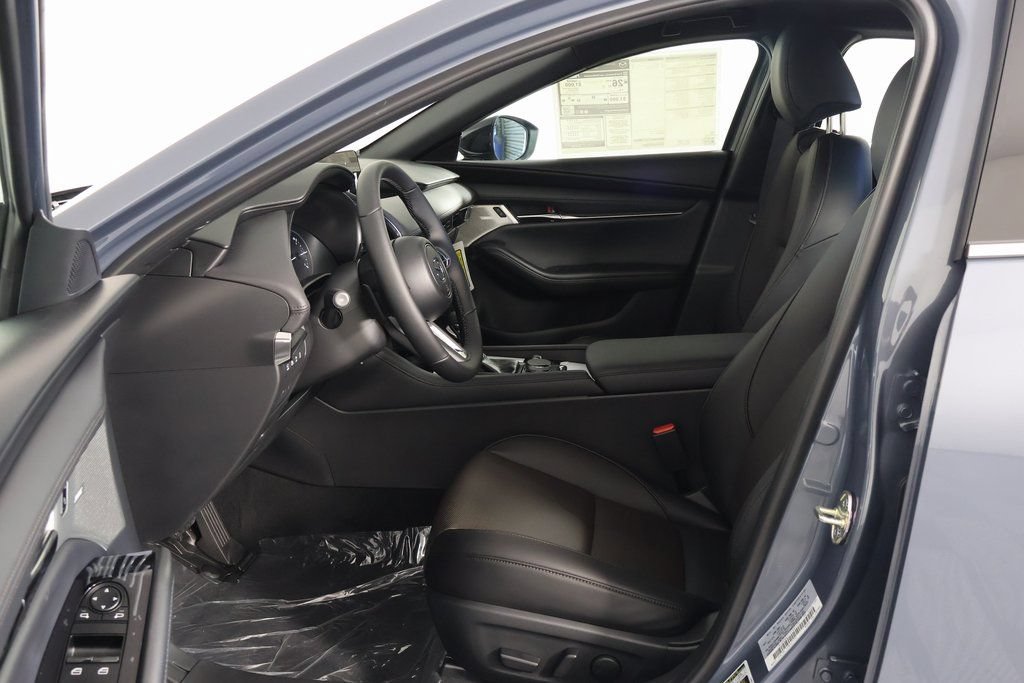 New 2026 MAZDA MAZDA3 Hatchback w/Premium Plus Pkg AWD/4WD image 5