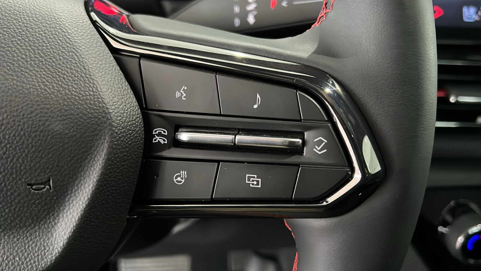 New 2024 Chevrolet Silverado EV RST image 21