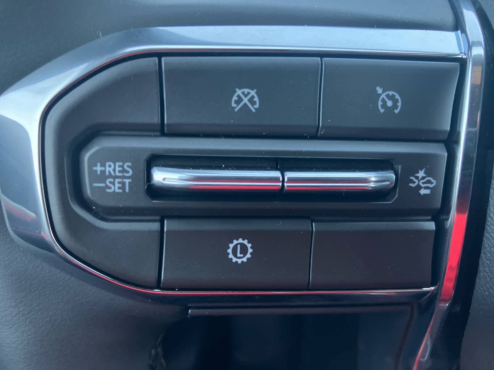 New 2026 GMC Terrain Elevation w/ Elevation Premium Package image 17