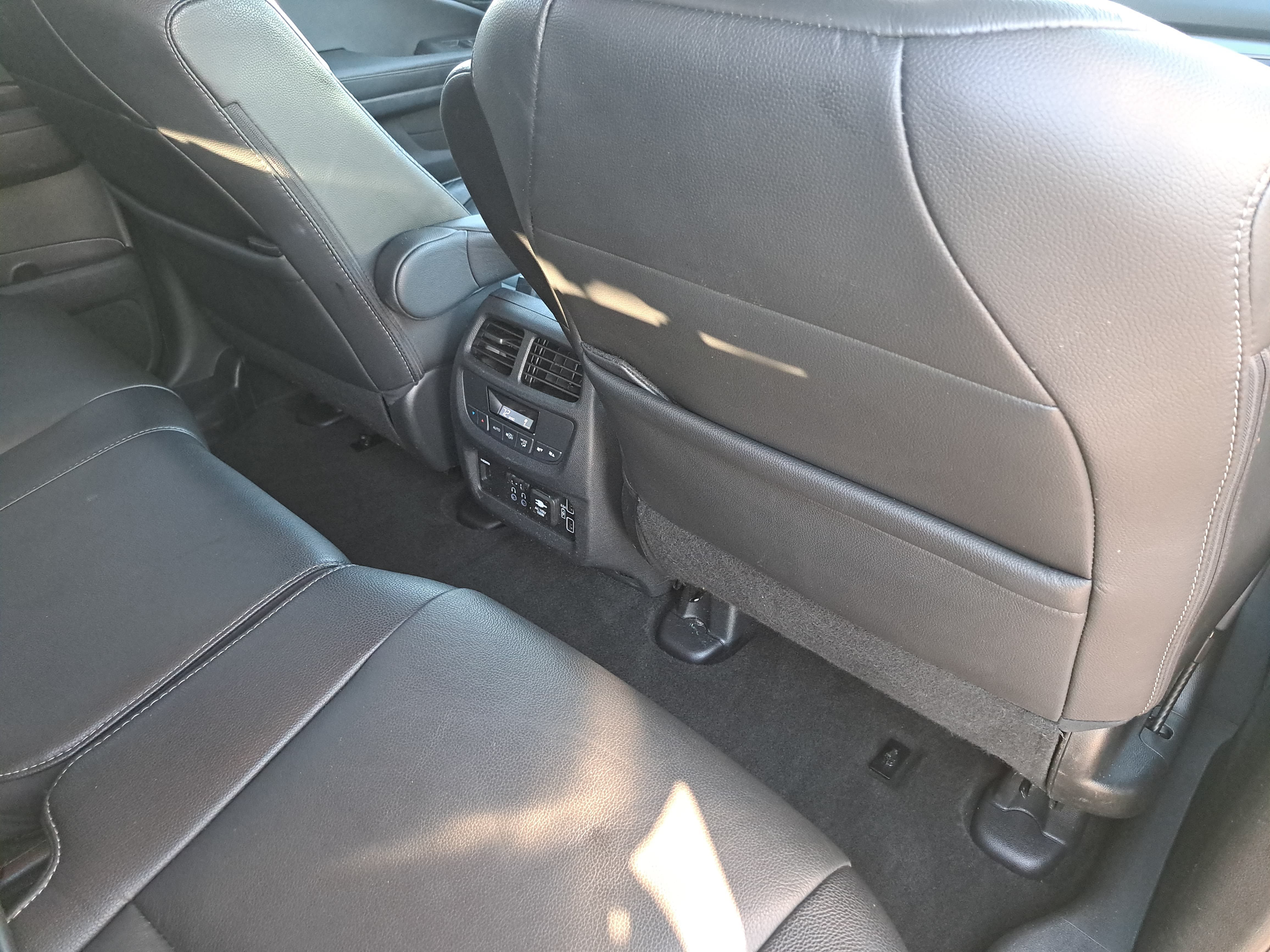 Used 2020 Honda Pilot EX-L image 11