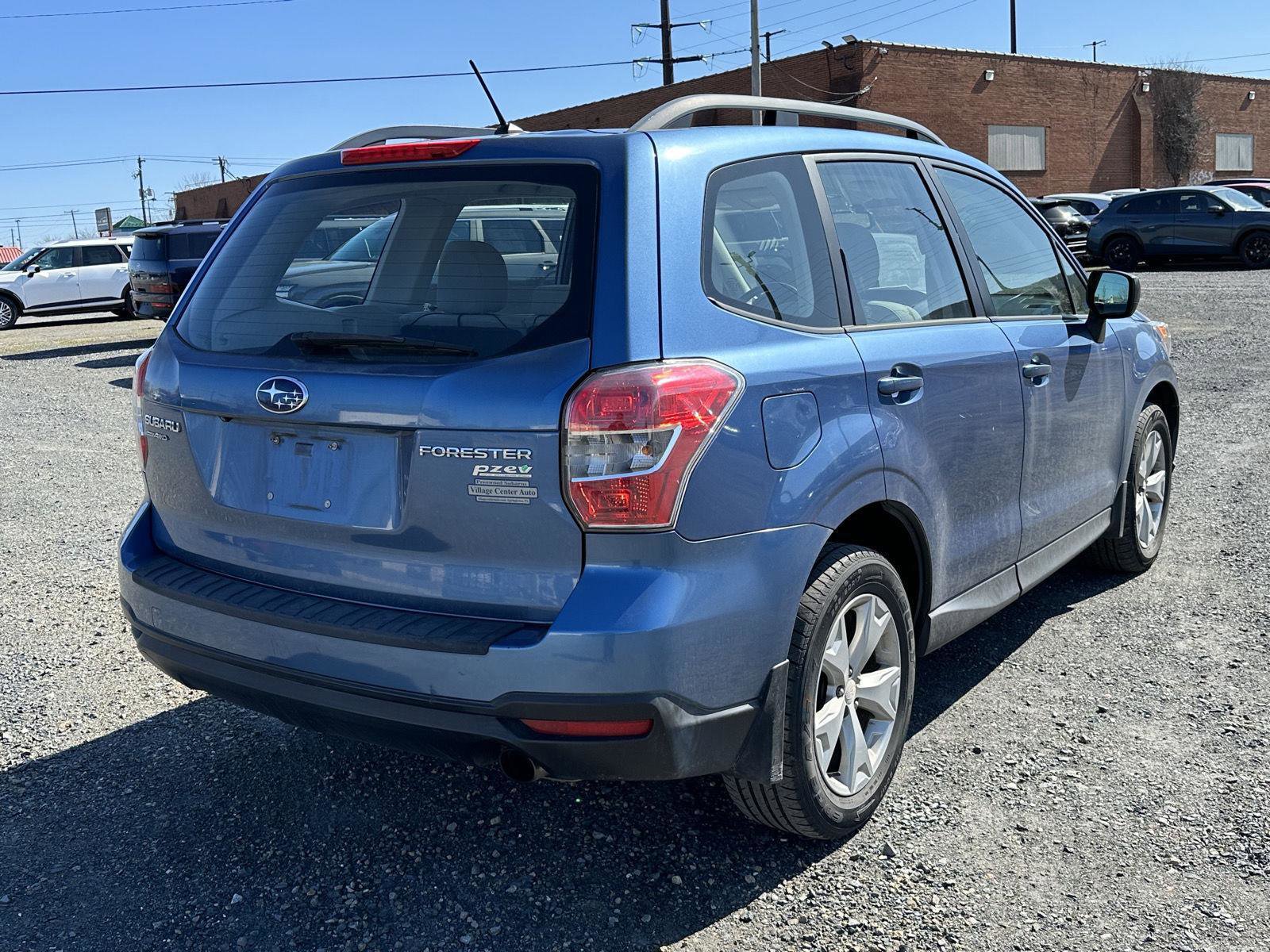 Used 2015 Subaru Forester 2.5i w/ Alloy Wheel Package image 8