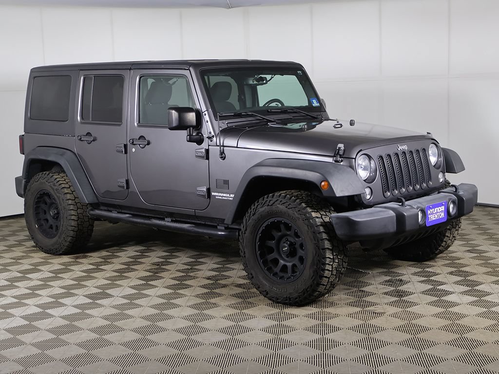 Used 2016 Jeep Wrangler Unlimited Sport w/ Quick Order Package 24S AWD/4WD image 2