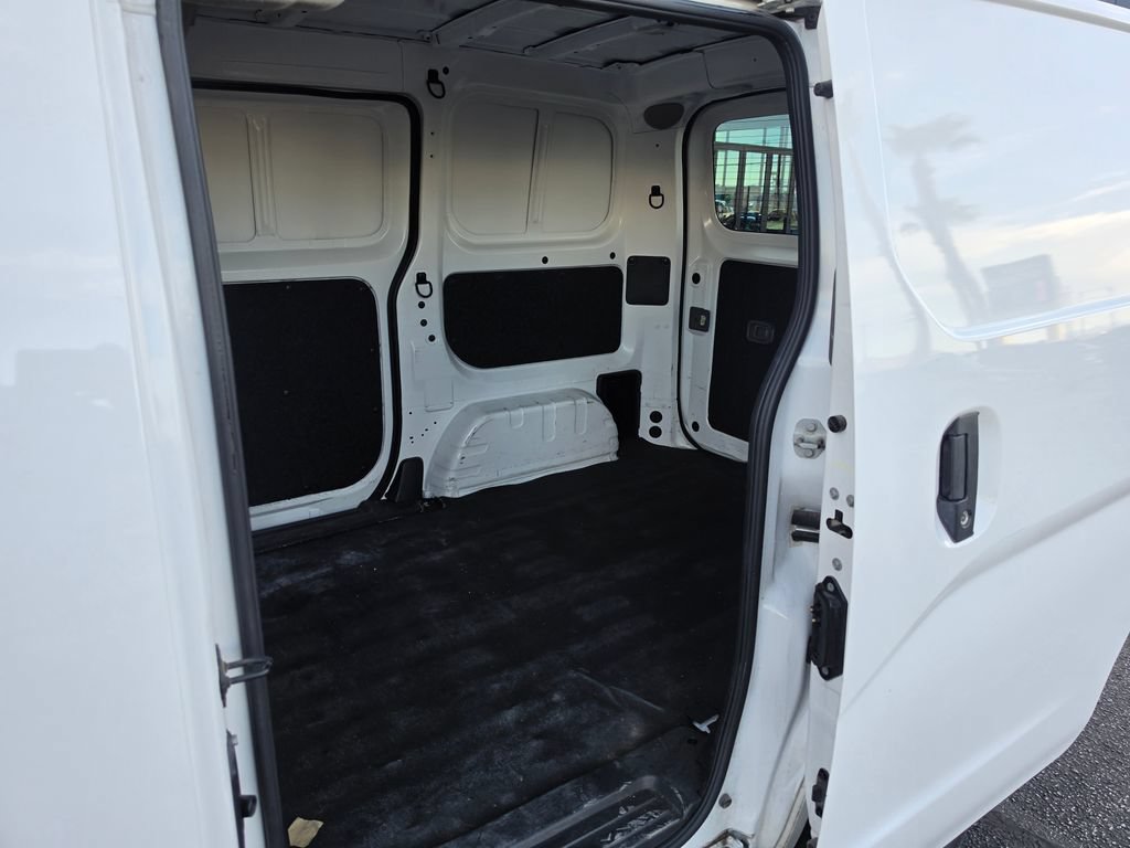 Used 2021 Nissan NV200 S w/ Back Door Glass Package FWD image 9
