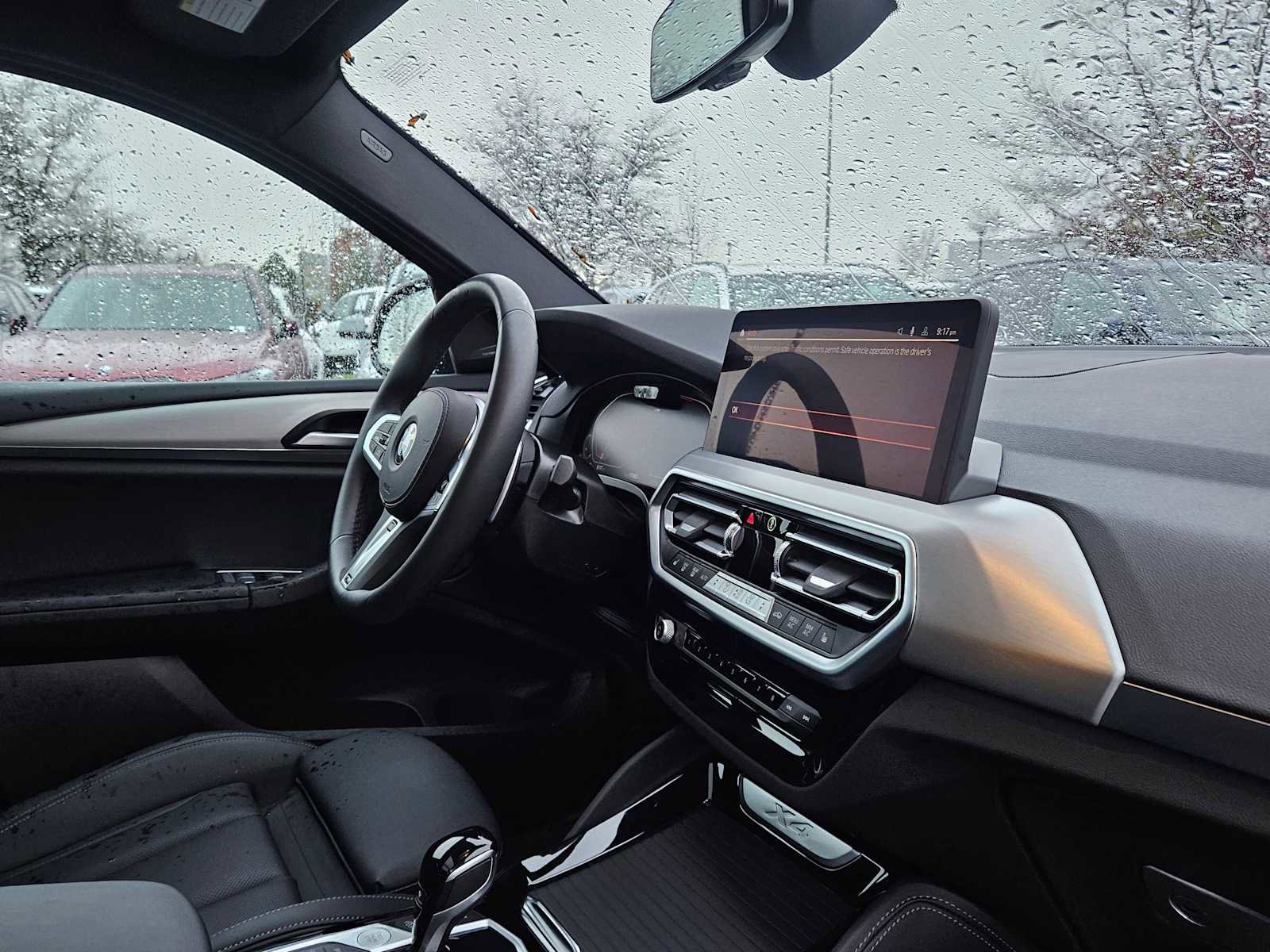 Used 2025 BMW X4 xDrive30i w/ Premium Package image 12