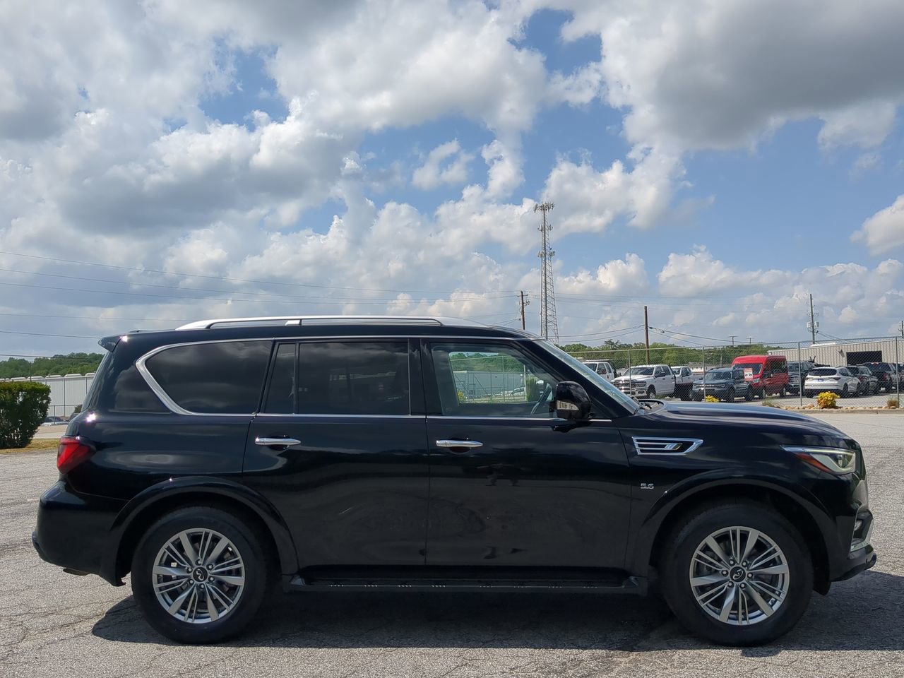 Used 2018 INFINITI QX80 2WD image 2