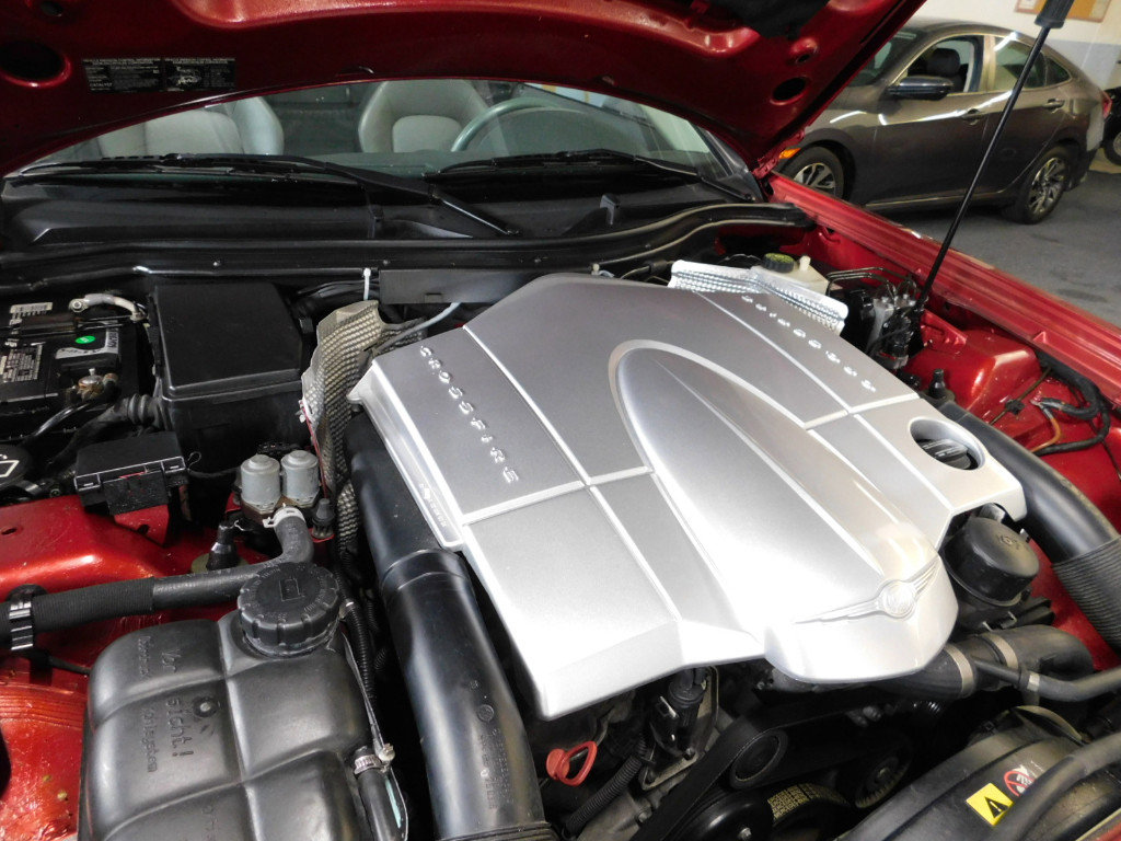 Used 2005 Chrysler Crossfire Limited image 21